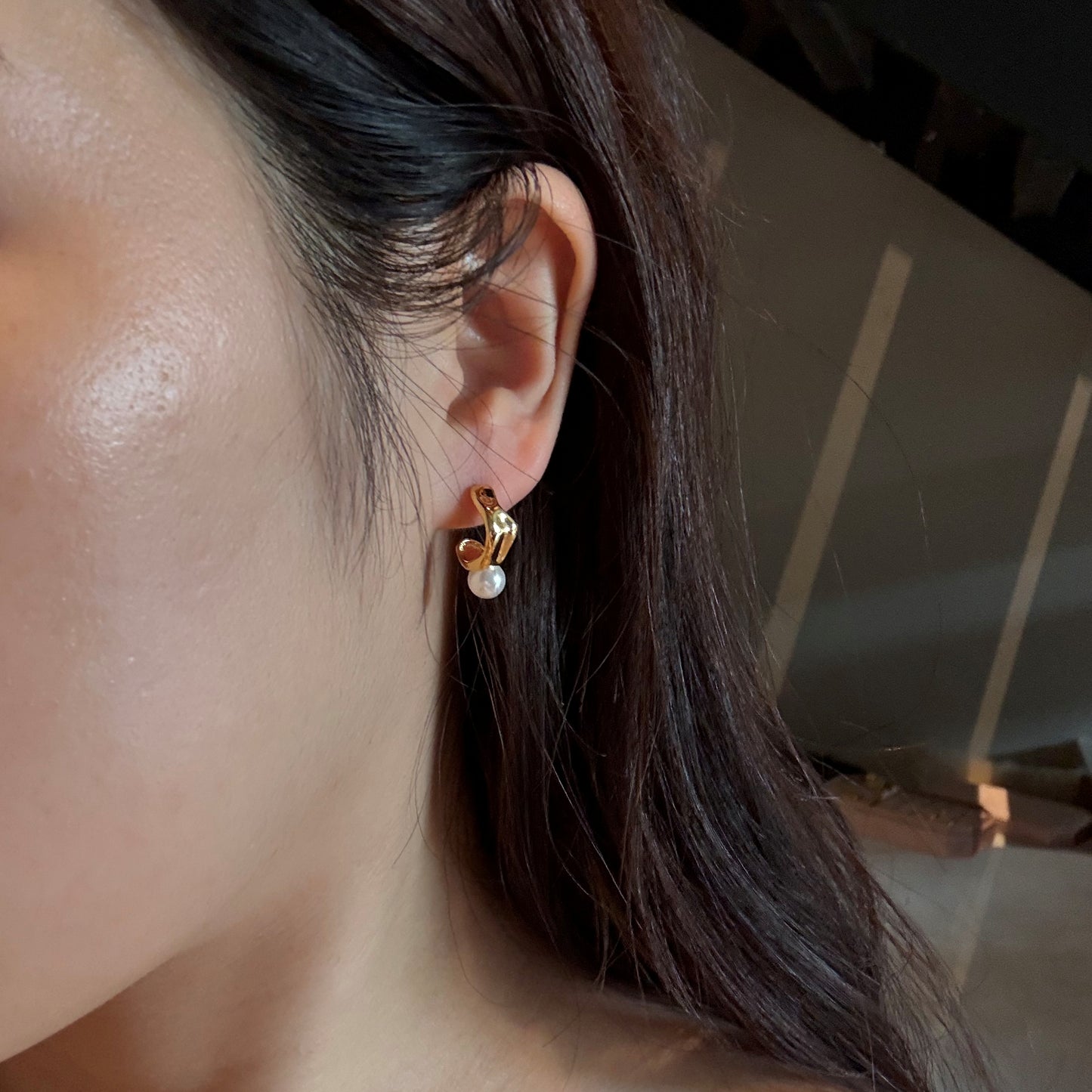 Cellax pearl earring