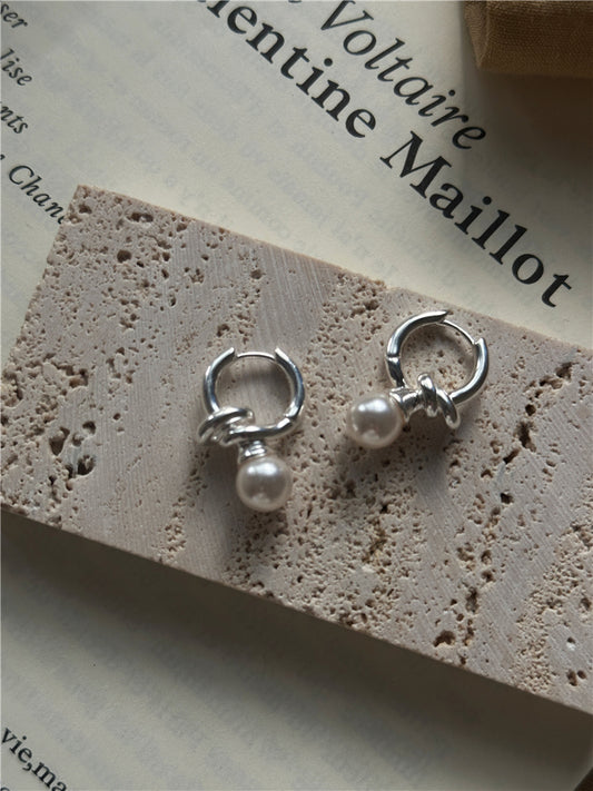 Knotted Pearl Earring
