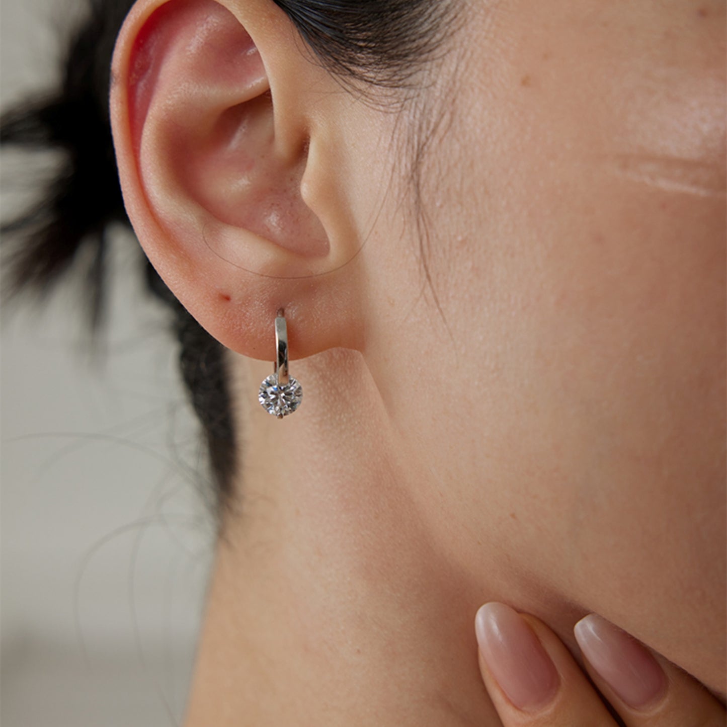 Orb moissanite earring