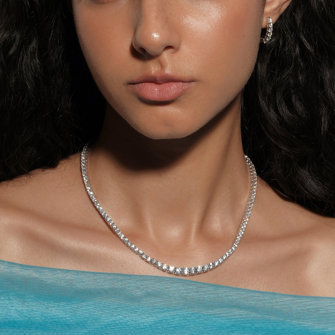 Gradient moissanite necklace