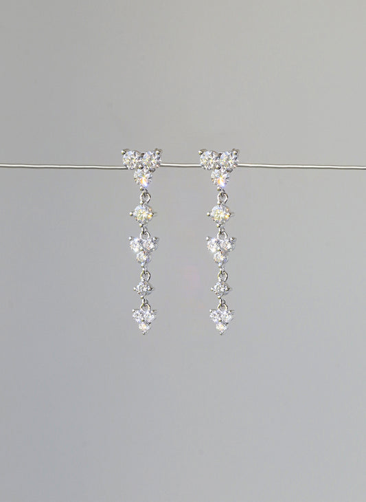 Starlit Dangly Moissanite Earrings