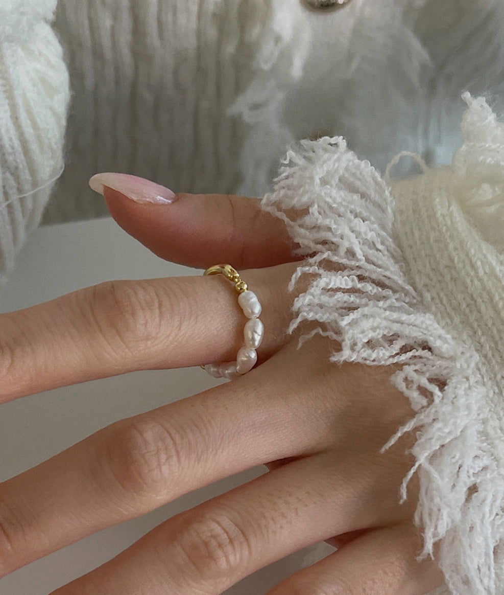 Wavy Natural Pearl Ring