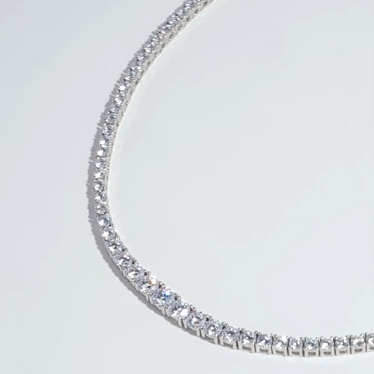 Gradient moissanite necklace