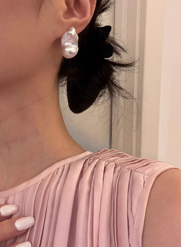 Natural Baroque Earrings