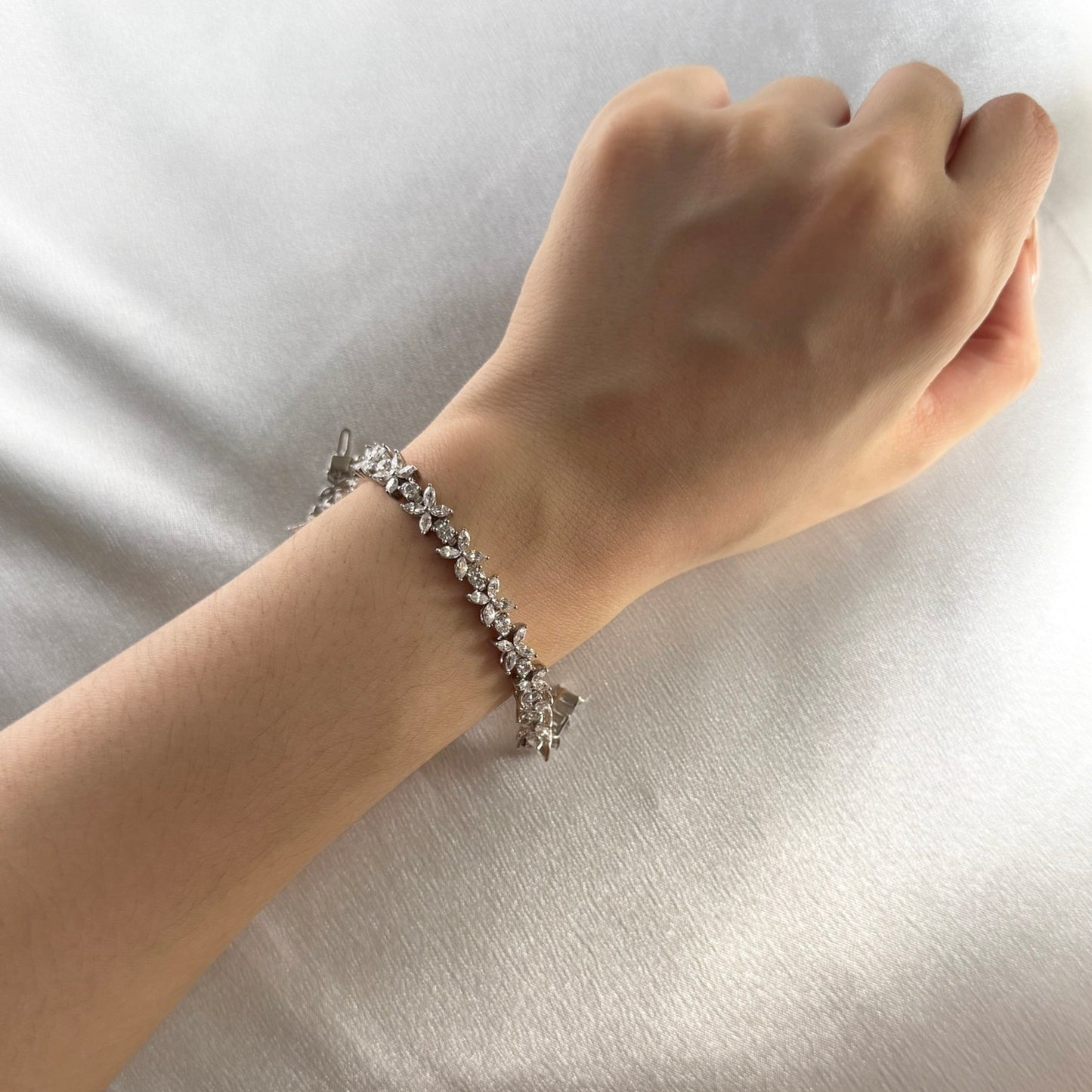 Floral eternity bracelet