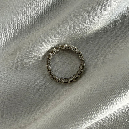 Eclat moissanite ring