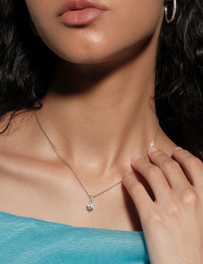 Classic moissanite necklace
