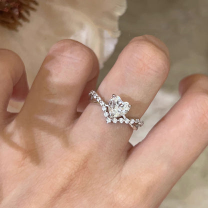 Tiara Heart moissanite ring