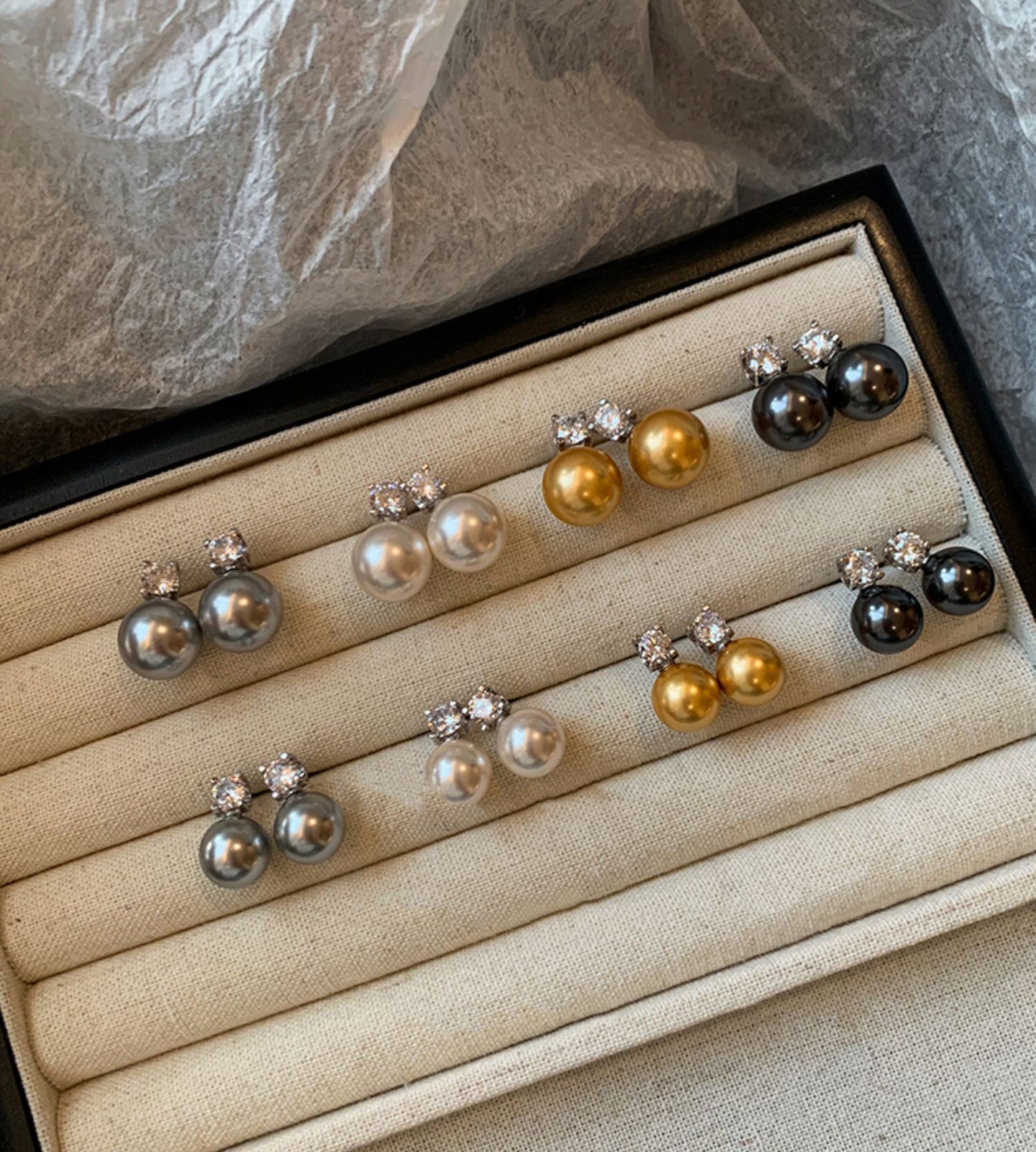 Diana pearl studs