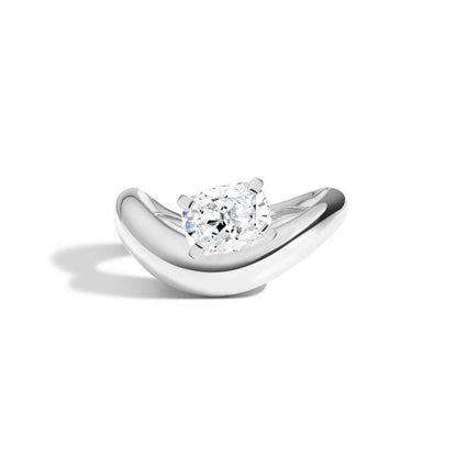 Chunky Moissanite Wave Ring