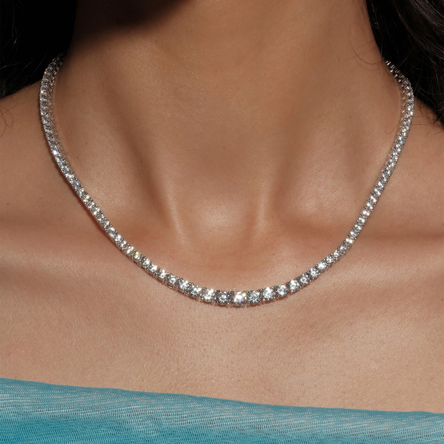 Gradient moissanite necklace