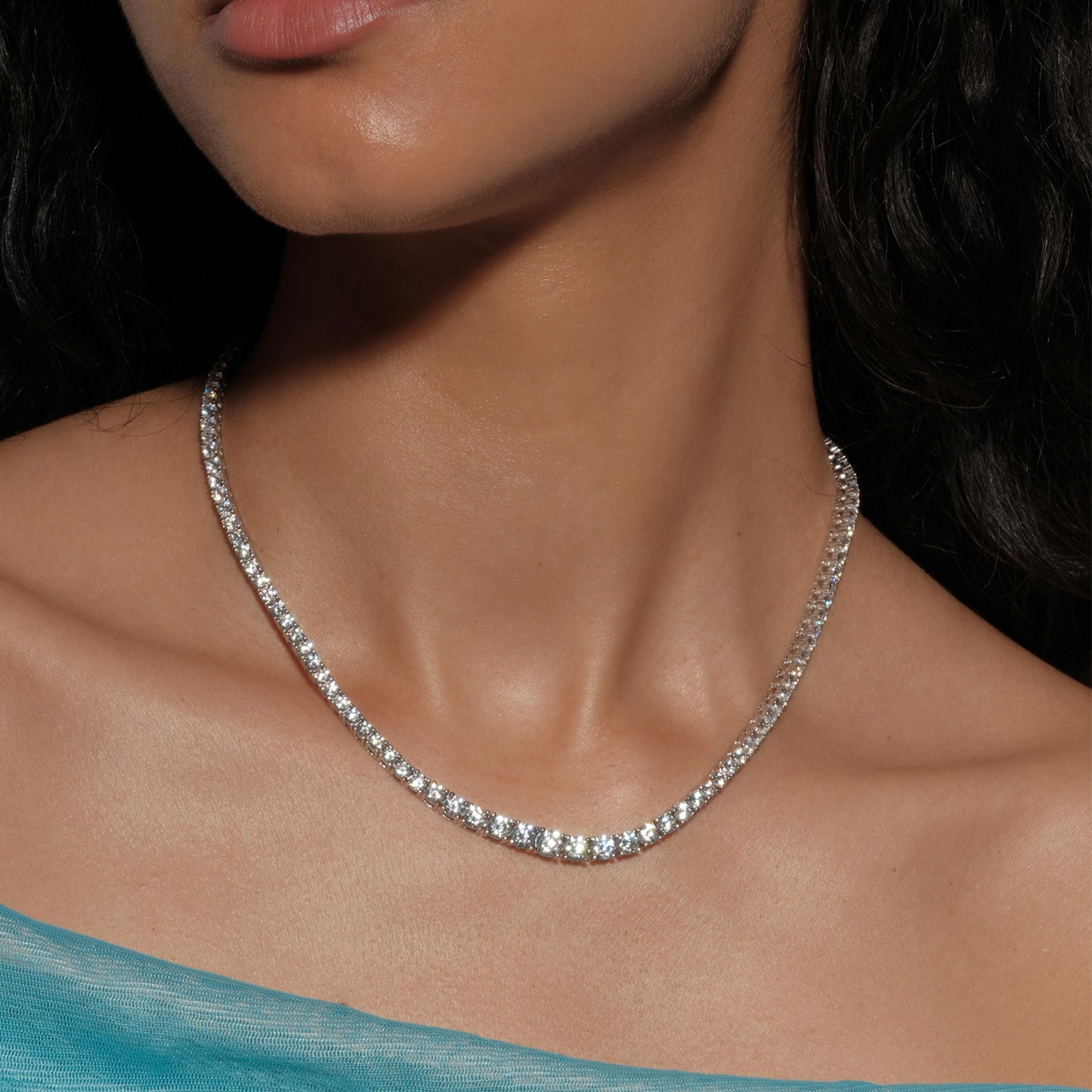 Gradient moissanite necklace