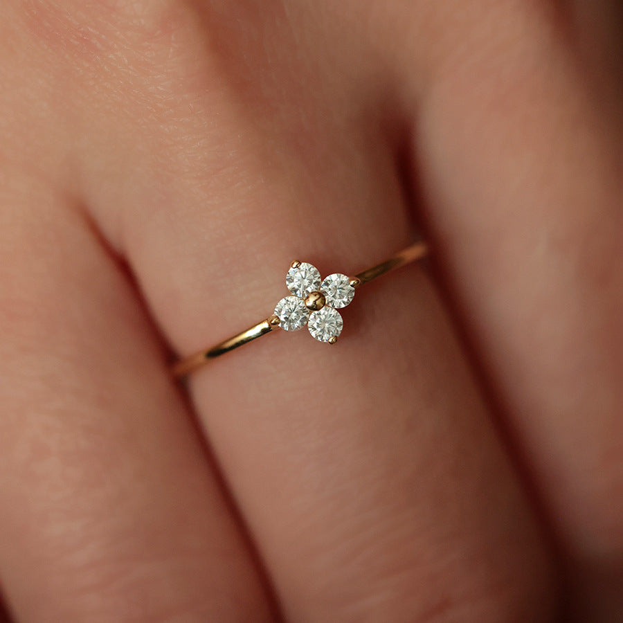 Clover Dainty Ring