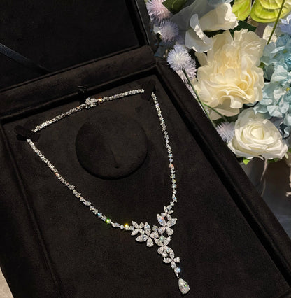 Mesha statement necklace