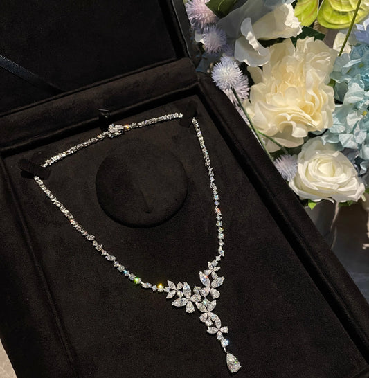 Mesha statement necklace