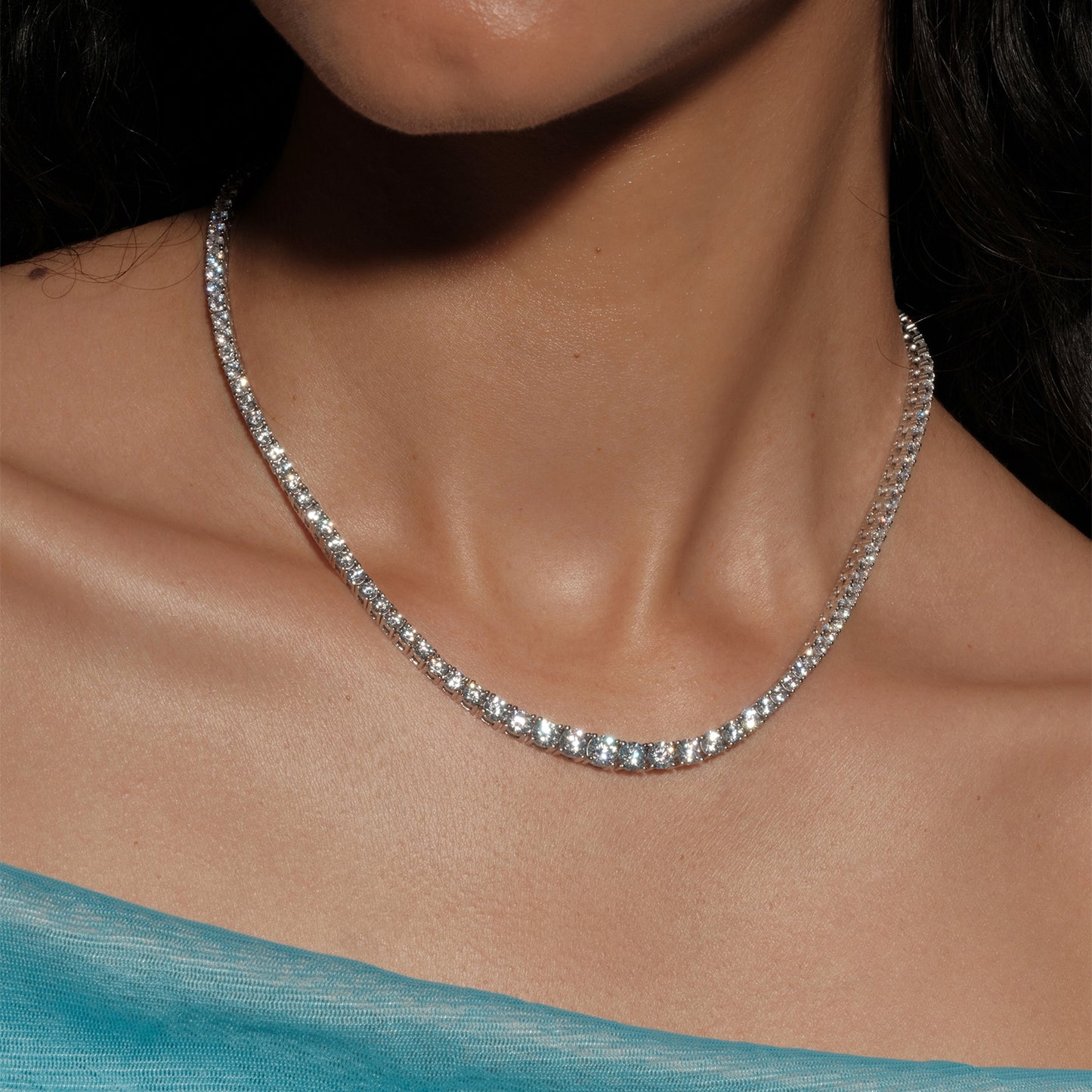 Gradient moissanite necklace