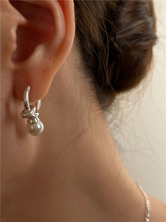 Knotted Pearl Earring