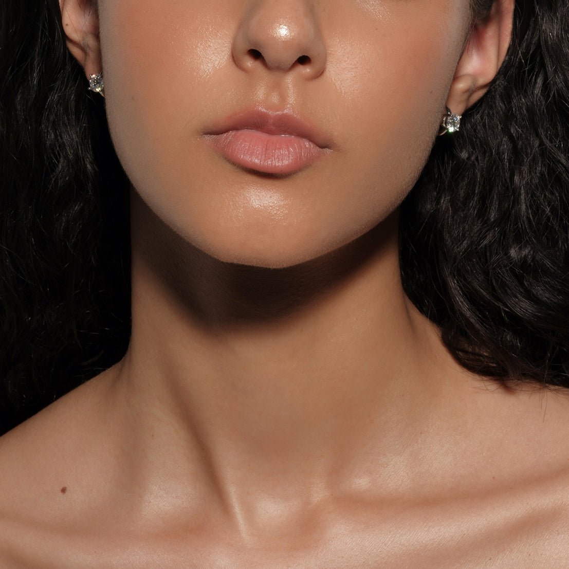 Stone moissanite earrings