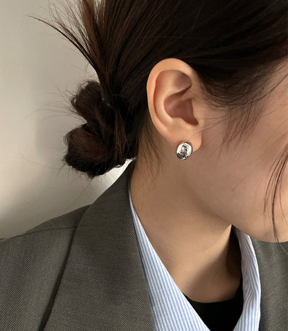 Bean earring studs