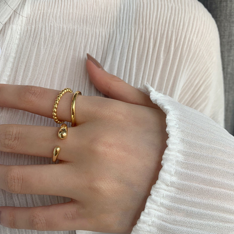 Open ended ring