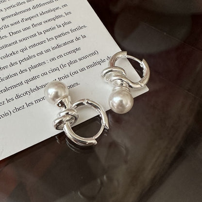 Knotted Pearl Earring