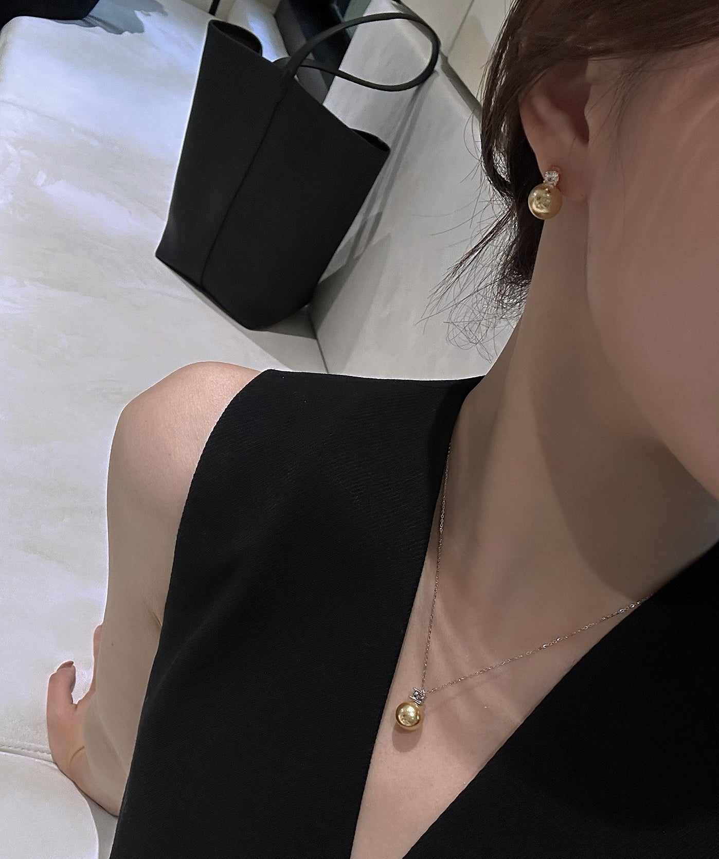 Diana pearl studs