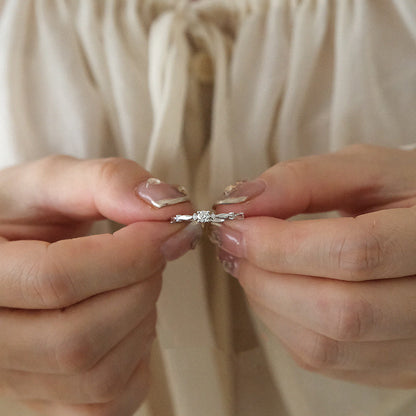 Nuvia moissanite ring band