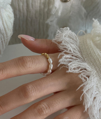 Wavy Natural Pearl Ring
