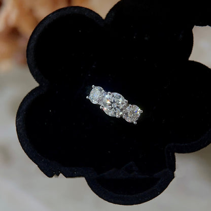 Three stones moissanite ring