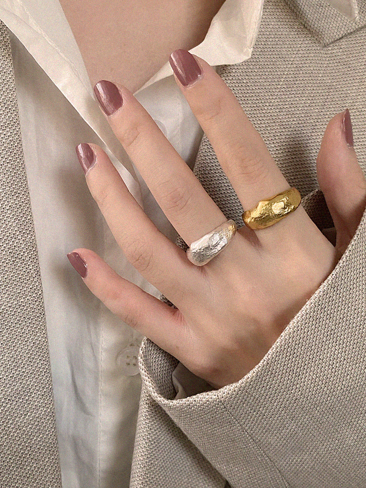 Textured bold ring