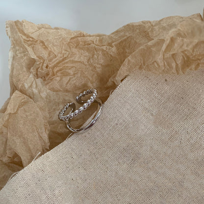Dual Twist Ring