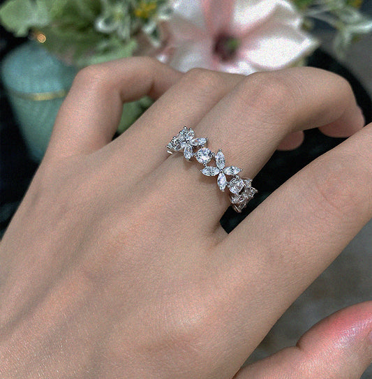 Eternity Clover Ring
