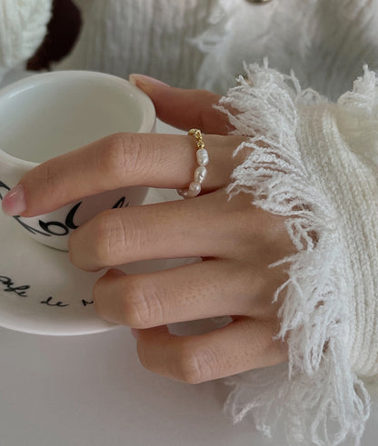 Wavy Natural Pearl Ring
