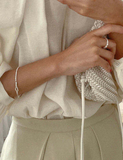 Wavy Natural Pearl Ring