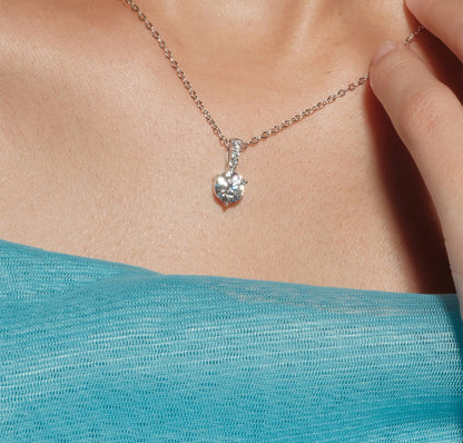 Classic moissanite necklace