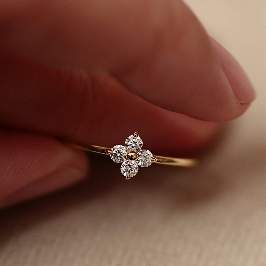 Clover Dainty Ring