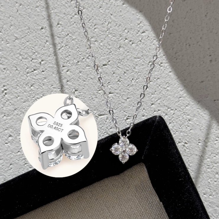 Clover Moissanite Pendant Necklace