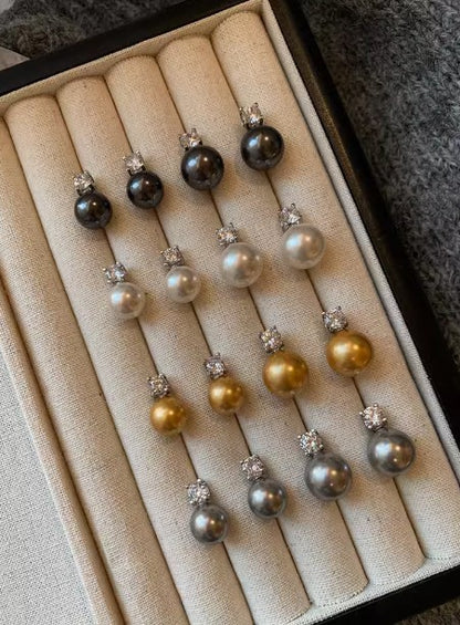 Diana pearl studs
