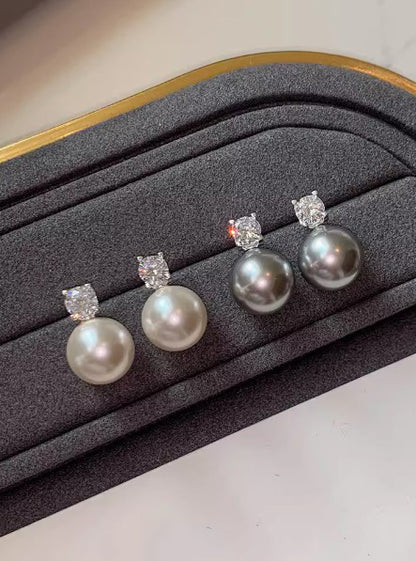 Diana pearl studs